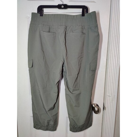 Kyodan Clothing Dusty Olive Gray-Green Cargo Capri Casual/Active Pants XL NWT - Picture 2 of 7